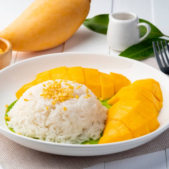Auténtico Curry Verde Tailandés & Sticky Rice con Fruta Estacional - Nueva York