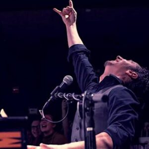 Shake, Rattle & Roll: Duelo de pianos en directo!