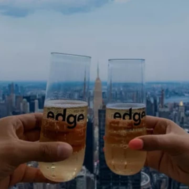 Edge NYC: Admisión Champán