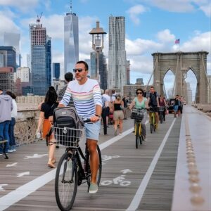 Insólito recorrido en bicicleta por Brooklyn en francés