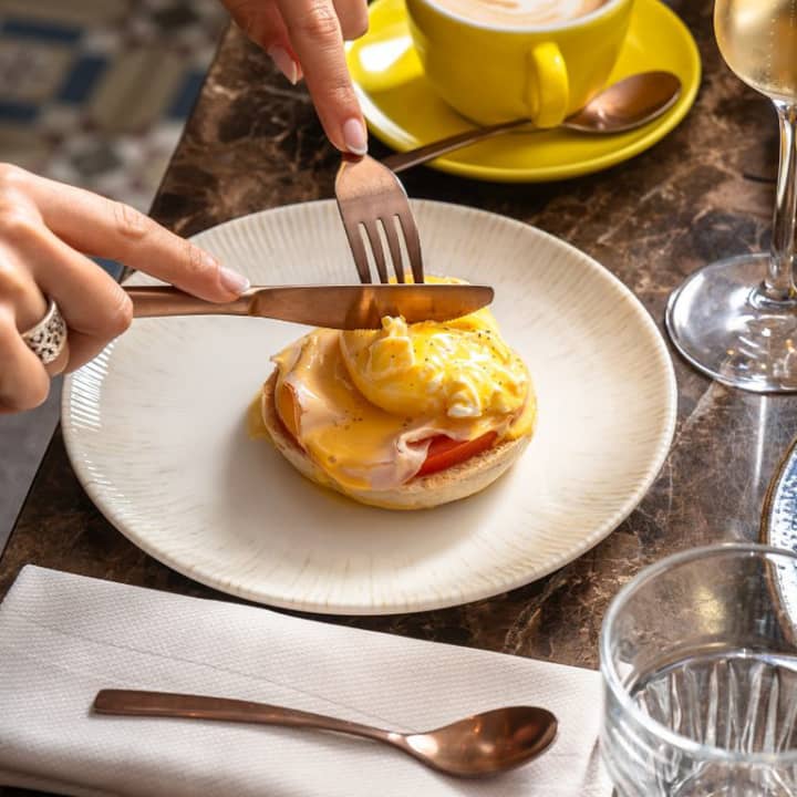 Desayuno Buffet en Kimpton Vividora, hotel 5* en el centro de Barcelona
