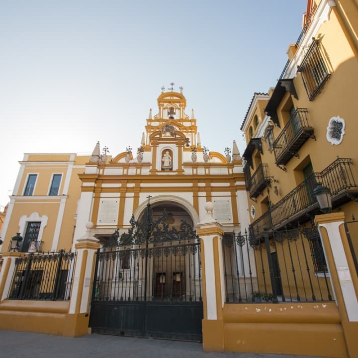 Tesoros Ocultos de Sevilla: Un Tour a Pie por La Macarena y Más Allá (Tour en Inglés)