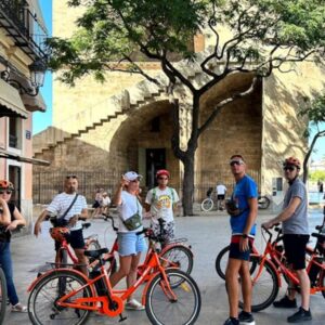 Valencia: Visita guiada en bicicleta eléctrica para grupos pequeños