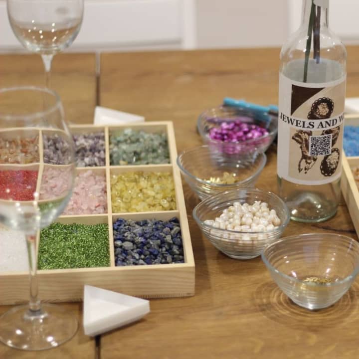 Taller de Joyas y Vino Ilimitado - Madrid