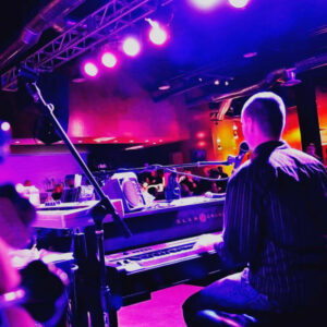 Shake, Rattle & Roll ¡Brunch de duelo de pianos!