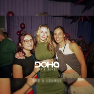 Viernes Noches Reggaeton Astoria en Doha Bar Lounge