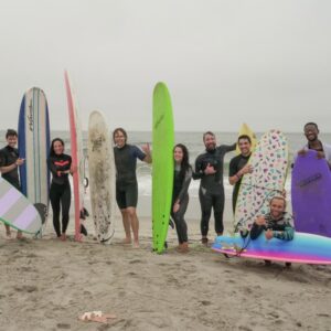 clase de surf para principiantes de 45 minutos para 1 persona con tabla/traje de neopreno incluidos