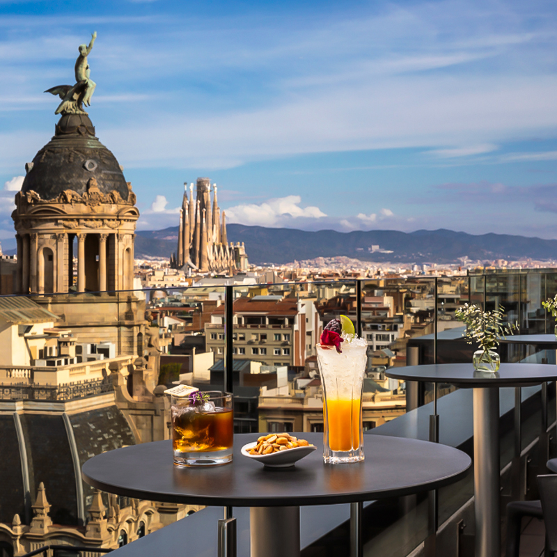 Experiencia Gastronómica Tablafina –Menú de Carne a la Parrilla + Cóctel de Autor en el roof top ELEVEN