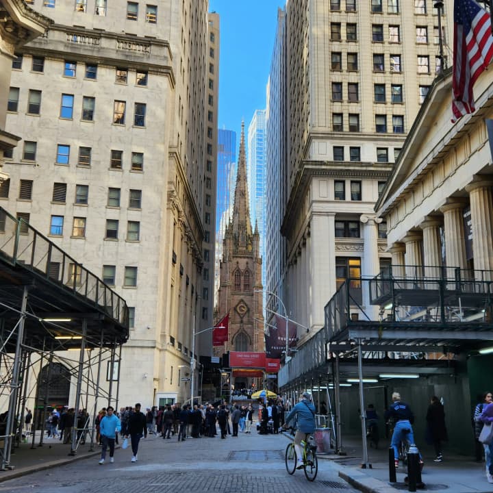 The Ghost of Wall Street: Un juego de exploración al aire libre - Imagen 5