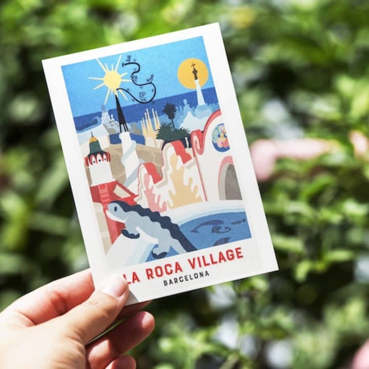 La Roca Village Shopping Express: Viaje de ida y vuelta desde Barcelona - Imagen 5