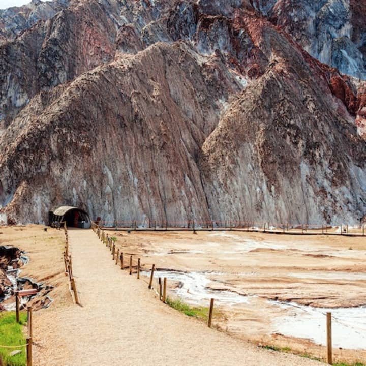 Visita guiada a la Montaña de Sal de Cardona - Imagen 6