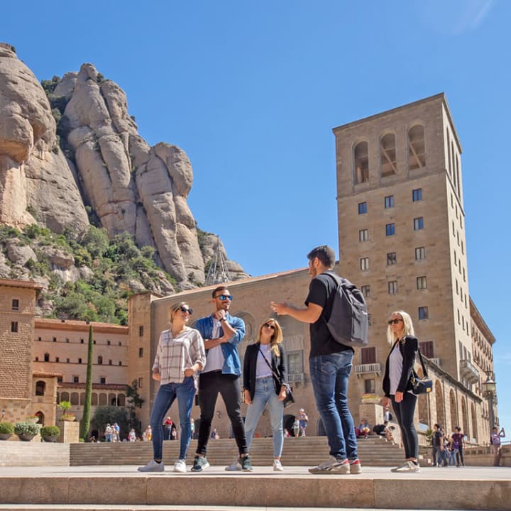 Montserrat, Girona and Costa Brava Tour from Barcelona - Imagen 3