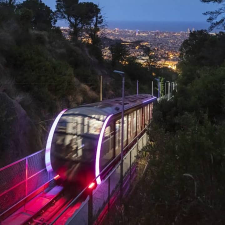 Funicular del Tibidabo: Cuca de Llum Ida y Vuelta - Imagen 6