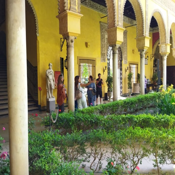 Visita el Palacio de Dueñas - Imagen 2