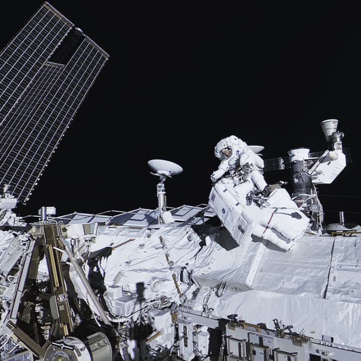 Space Explorers: The ISS Experience en Sevilla - Tarjeta Regalo - Imagen 4