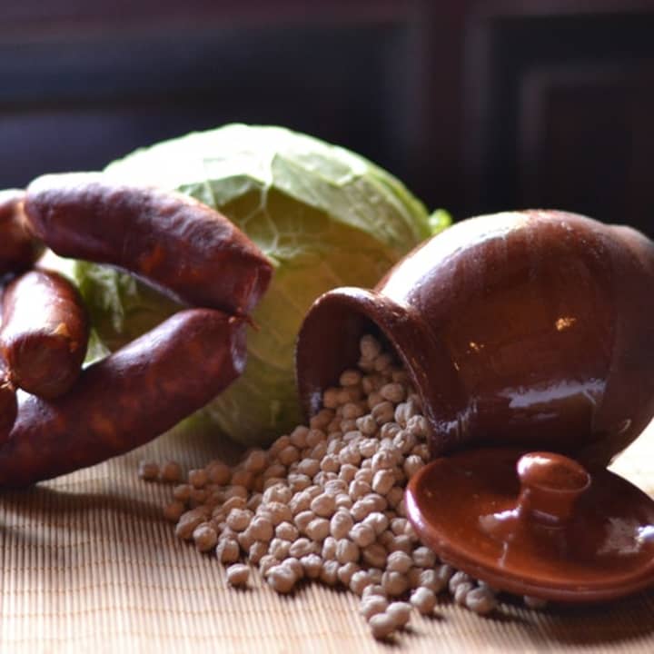 Delicioso menú de cocido madrileño en Taberna La Bola - Imagen 4