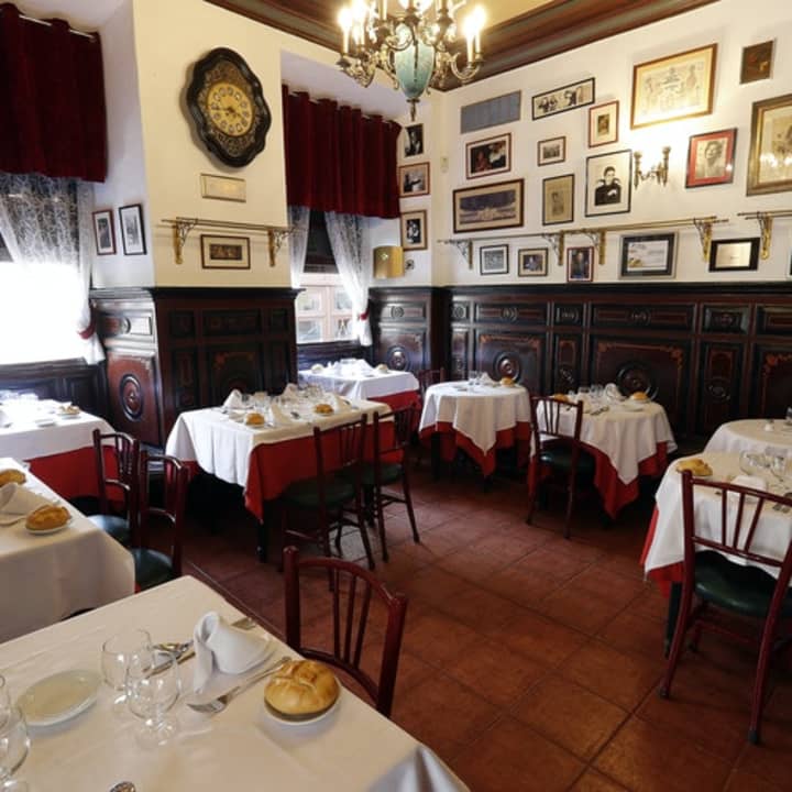 Delicioso menú de cocido madrileño en Taberna La Bola - Imagen 2