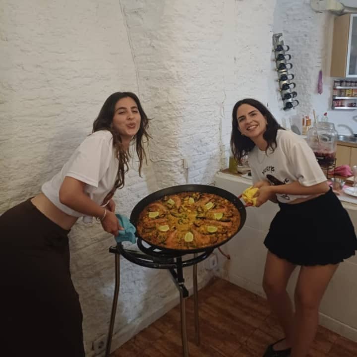 Paella cooking workshop in Madrid - Imagen 5