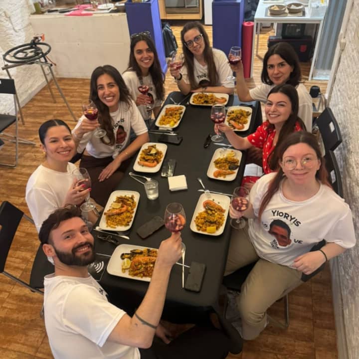 Paella cooking workshop in Madrid - Imagen 3