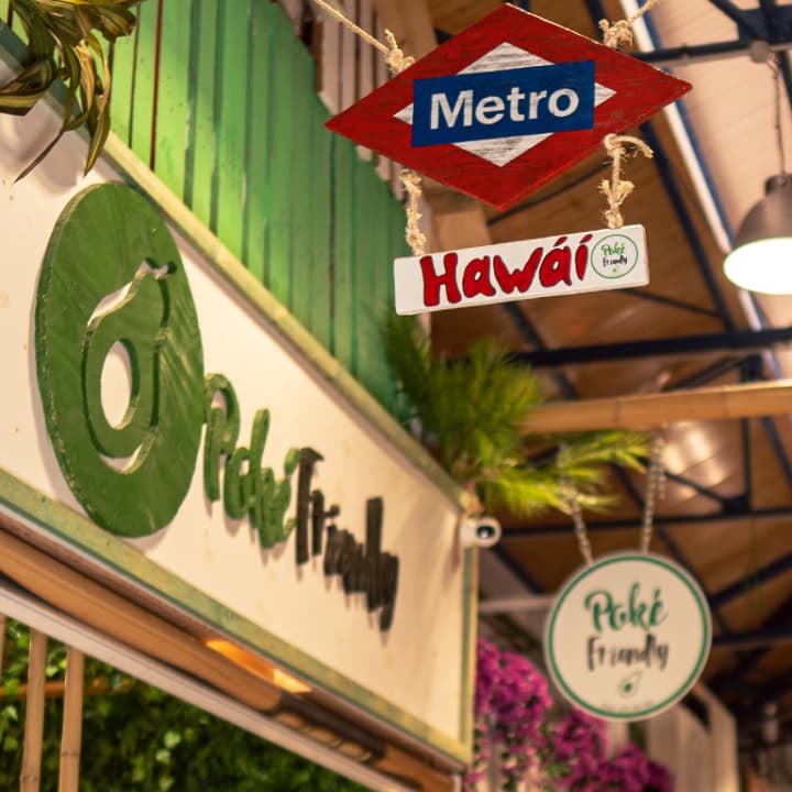 Menú gourmet hawaiano en Poke Friendly - Imagen 3