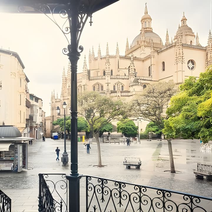 Ávila con Murallas & Segovia con Alcázar de Madrid - Imagen 15