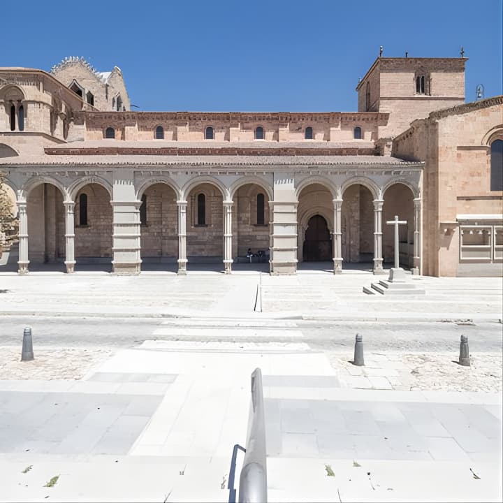 Ávila con Murallas & Segovia con Alcázar de Madrid - Imagen 10