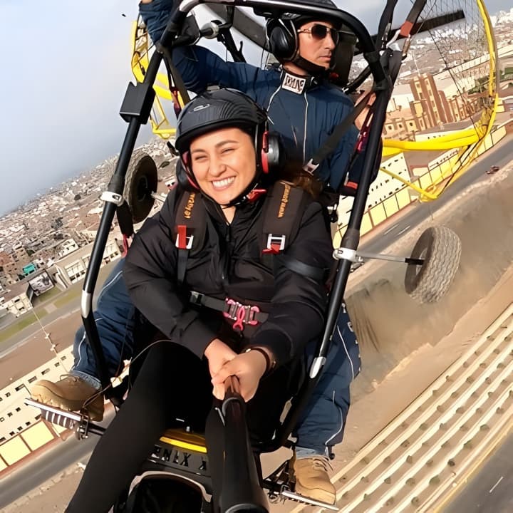 Vuelos en parapente sobre la Costa Verde de Lima - Imagen 6