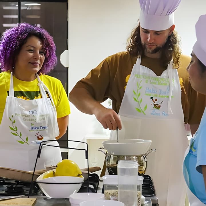 Churros tradicionales peruanos en Lima - Imagen 7