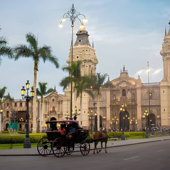 Tour panorámico en Lima Catacumbas de San Francisco - Imagen 2