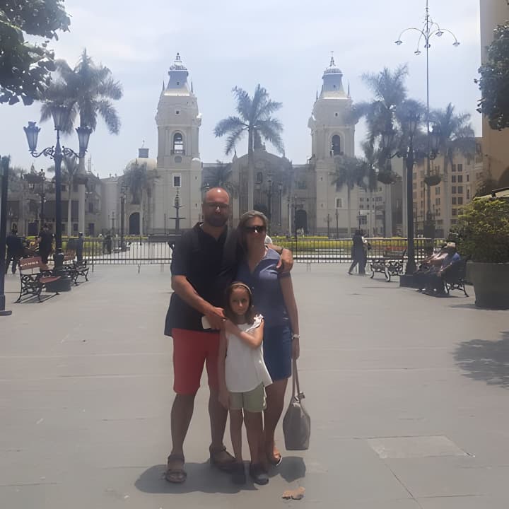 Visitando la Plaza de Armas de Lima - Imagen 9