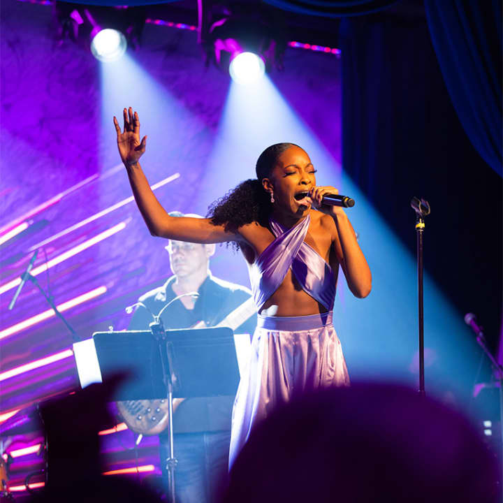 Broadway Sings® Whitney Houston - Tarjeta regalo - Imagen 4