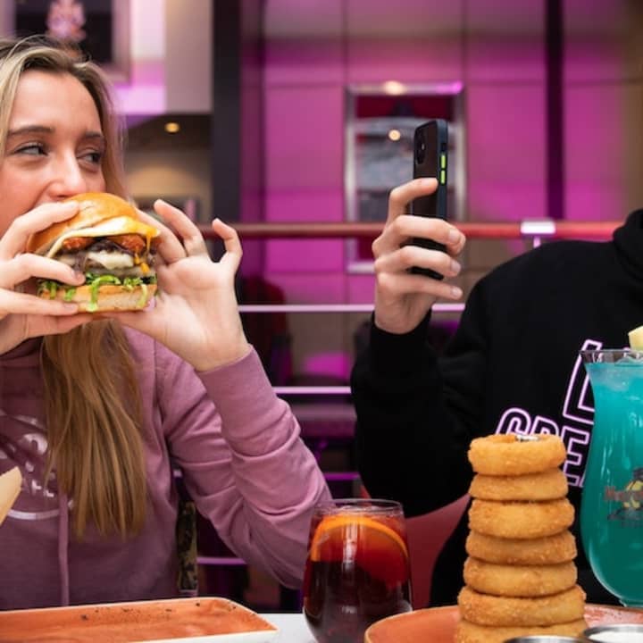 Experiencia gastronómica en el Hard Rock Cafe del estadio de los Yankees - Imagen 10