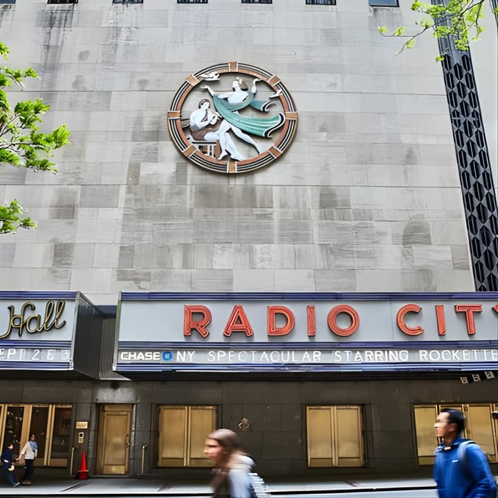Visita guiada a pie por la arquitectura y el arte del Rockefeller Center - Imagen 8