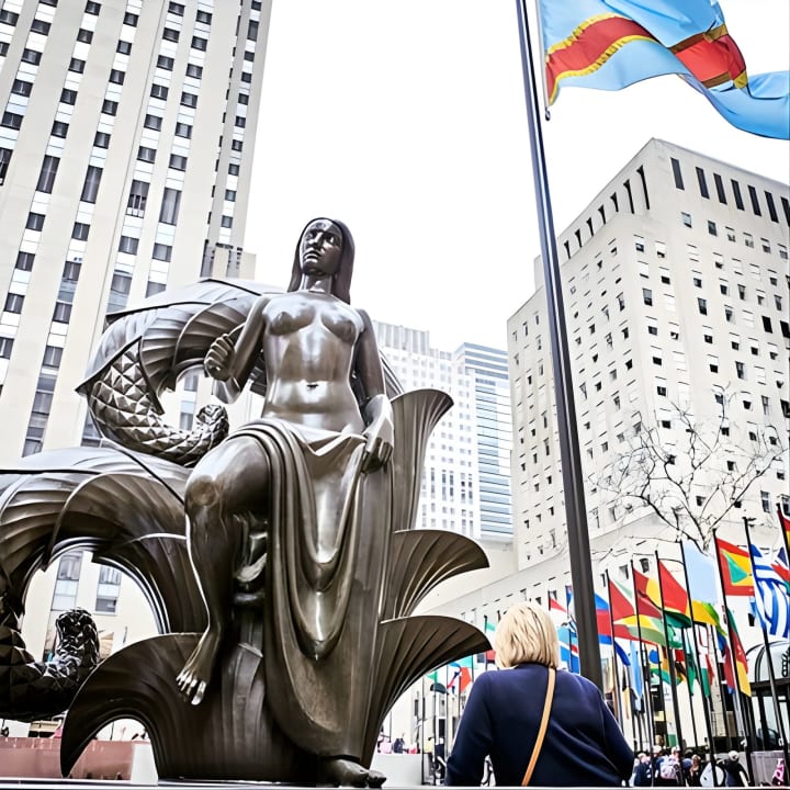 Visita guiada a pie por la arquitectura y el arte del Rockefeller Center - Imagen 9
