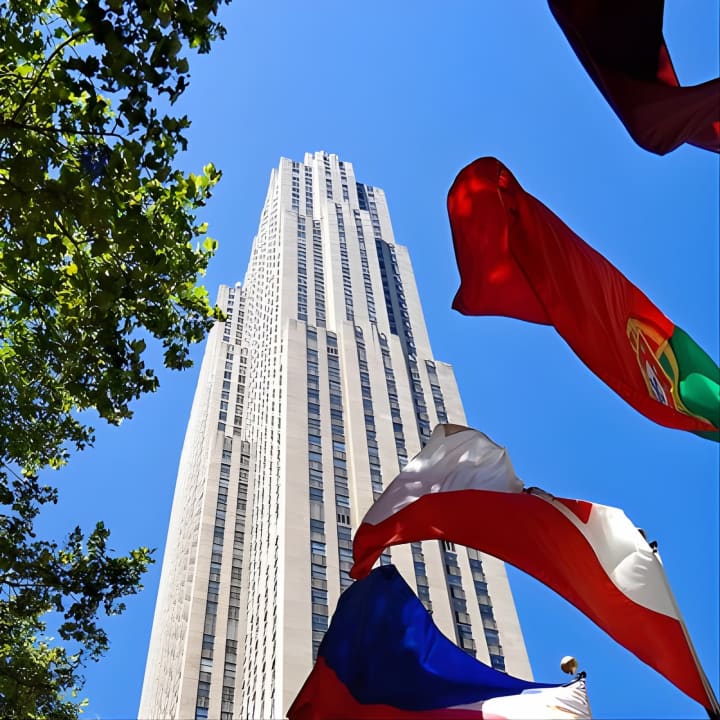 Visita guiada a pie por la arquitectura y el arte del Rockefeller Center - Imagen 4