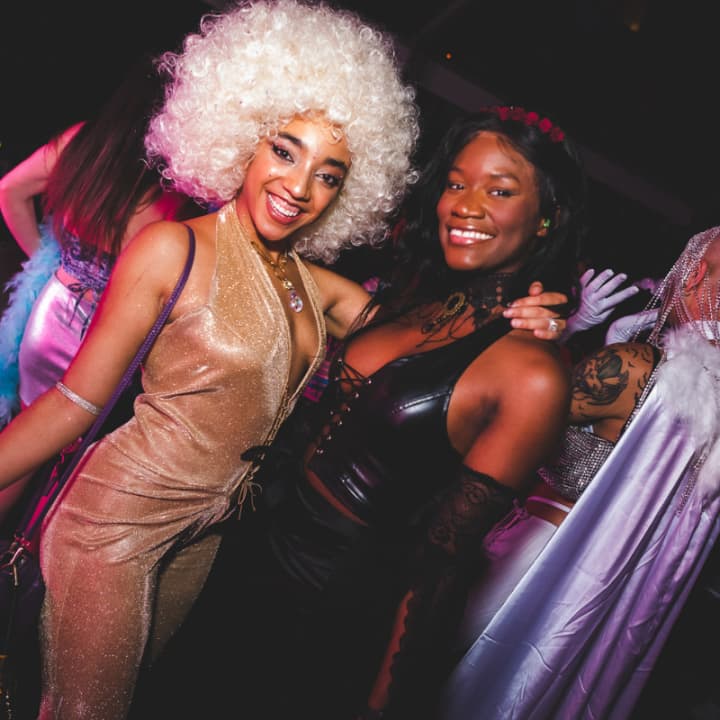Trick or Drink NYC Halloween Bar Crawl (3 Días) - Imagen 2