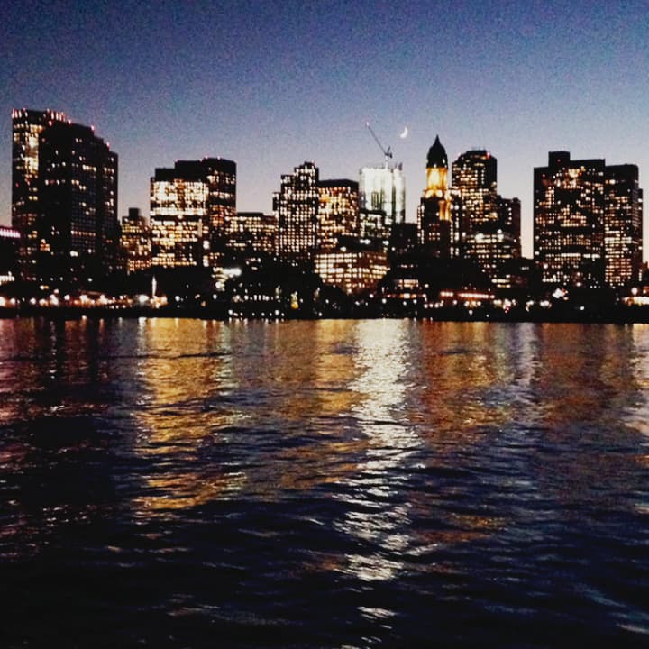 Sunset Wine & Jazz City Sail en Clipper City - Imagen 3